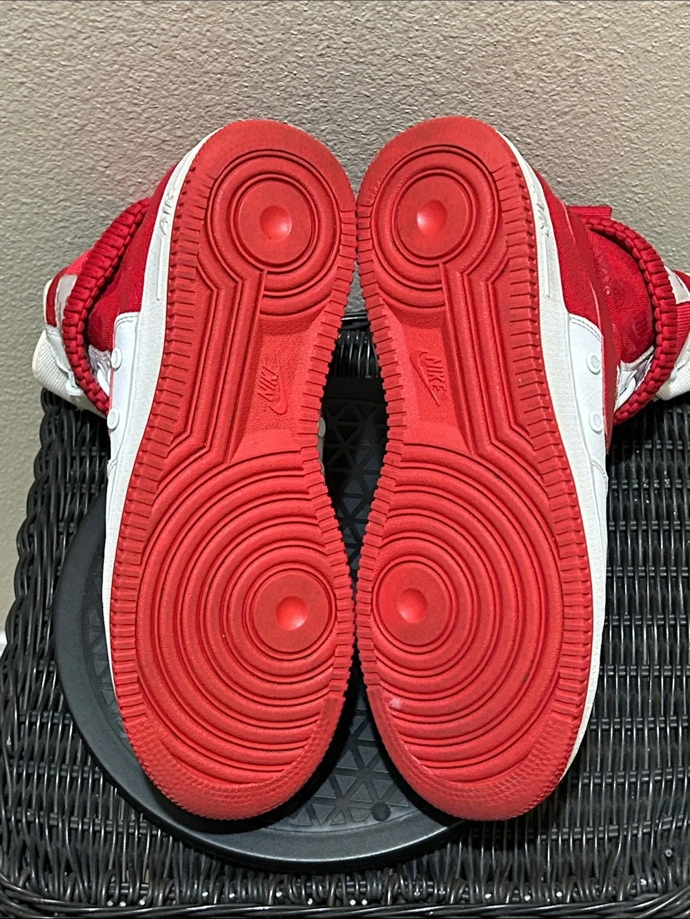 Nike SF Air Force 1 High White University Red AR1955-100